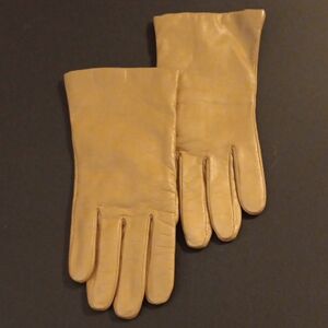 Tan Leather Gloves